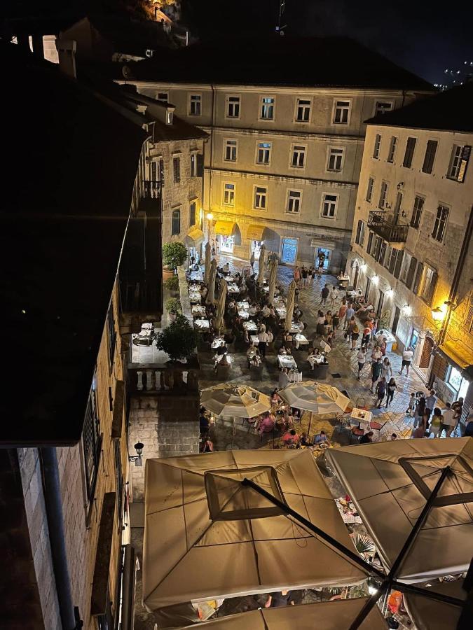 Cozy 2 Bedroom Apartment In Antique Bizanti Palace Kotor Exterior foto